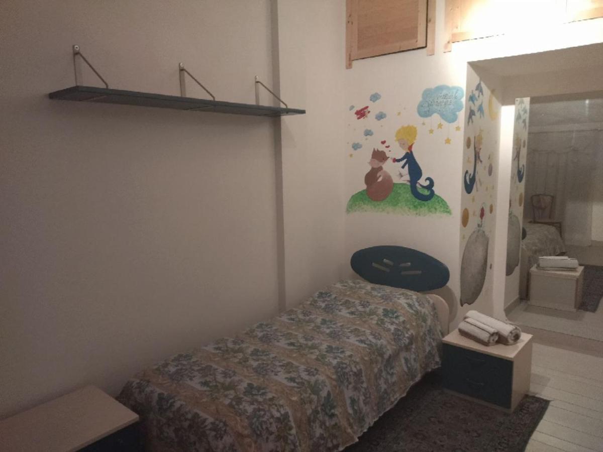 Room In Guest Room - Single Room Between Padua And Chioggia Brugine Buitenkant foto